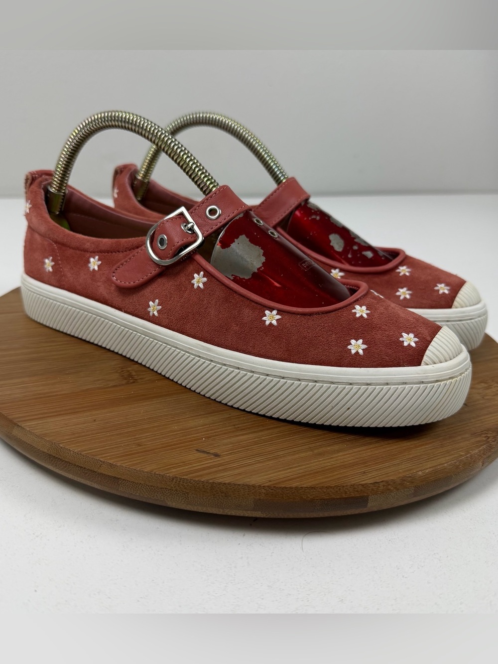 Cariuma Dusty Rose Suede Mary Jane Sneakers with Daisy Embroidery